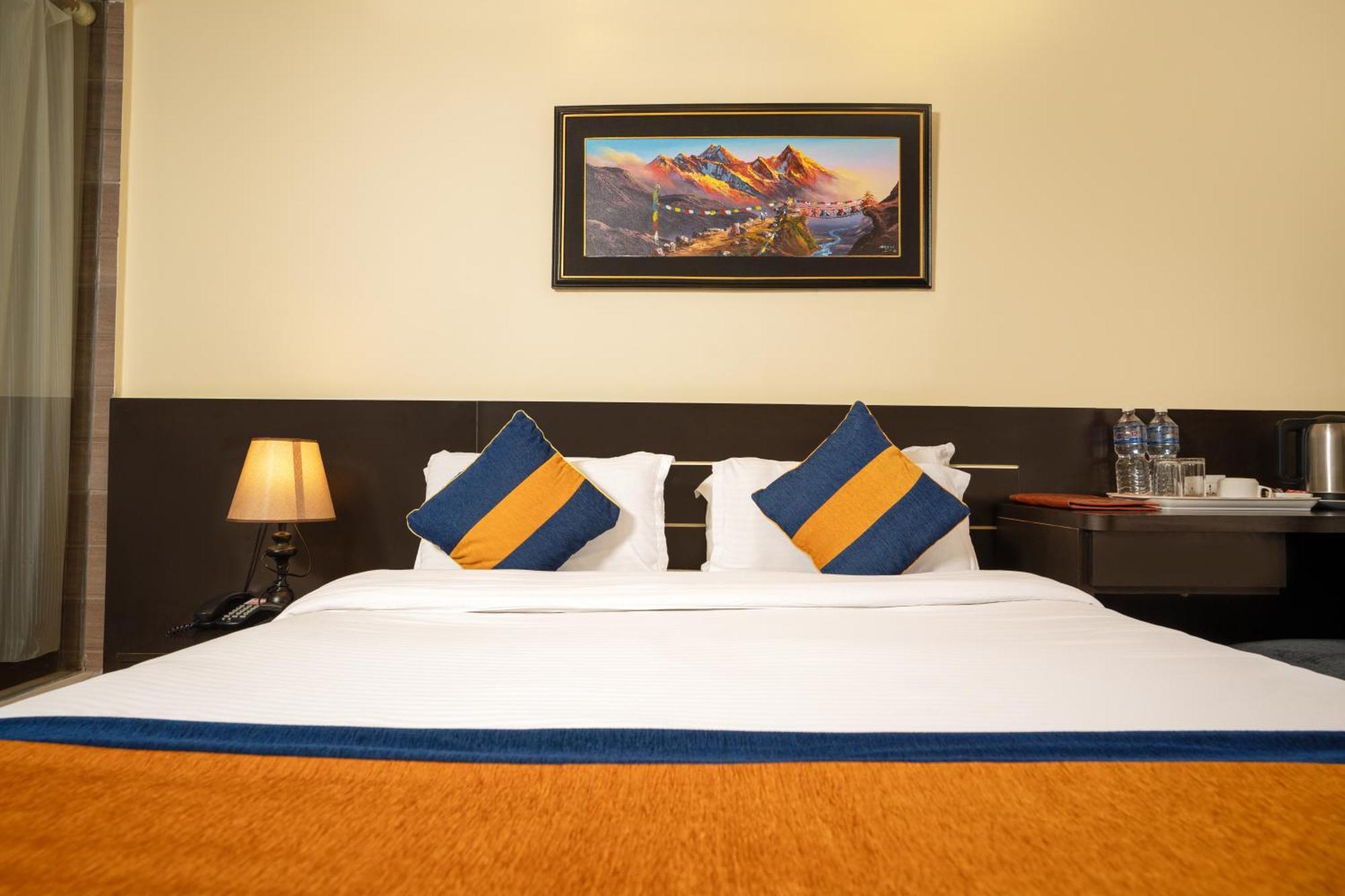 Devo Boutique Hotel Катманду Экстерьер фото